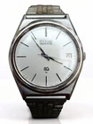 Vintage SEIKO SQ Men's Watch - 7122-8930 - St. Steel Case & Bracelet - Working