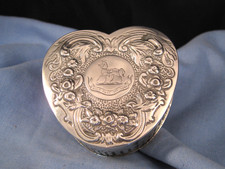 ANTIQUE SILVER HEART TRINKET BOX LIVERY HORSE COMPANY OF SADLERS ARMORIAL 1888