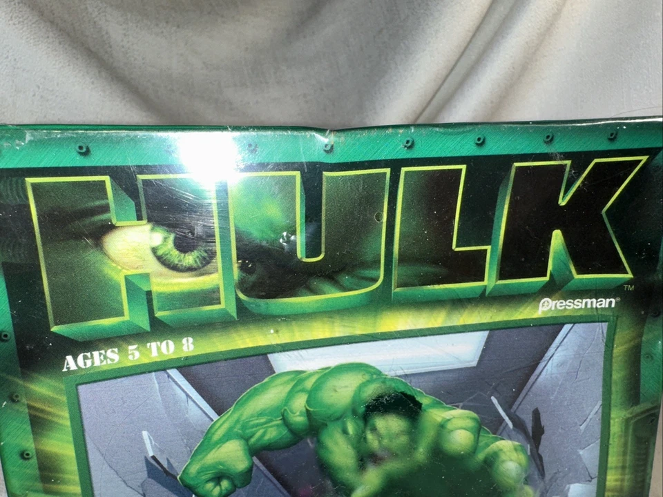 Marvel Hulk Puzzle Pressman 2003 Universal Hulk Full Size Brand New Sealed - Image 4 of 4