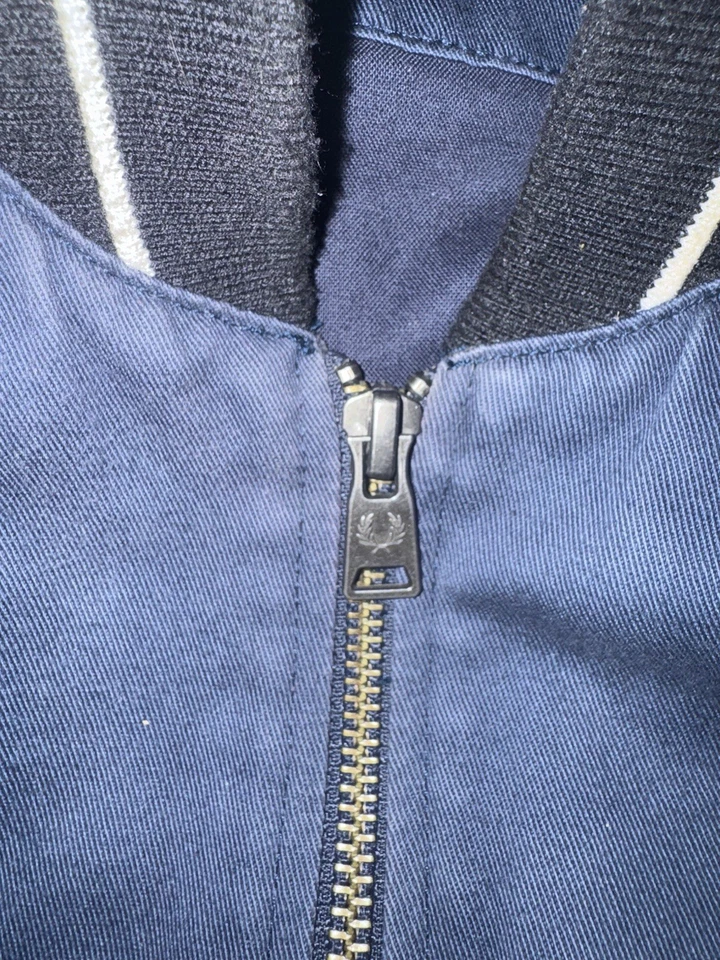 Chaqueta informal usada a la venta talla M en buen estado para otoño Foto 4 de 4