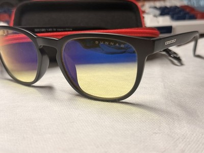 - GUNNAR Onyx -  Blue Light  Gaming Glasses - Yellow Lens - WITH CASE - NEW -  