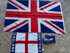 UK/UNION JACK 3’X 5’ FLAG AND A MATCHING SET OF ENGLAND POTHOLDER AND TEA TOWEL