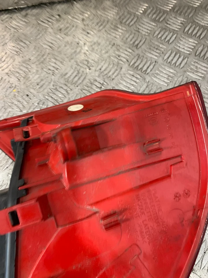 Peugeot 308 2011 luz trasera lado pasajero 9683460880 #2 Foto 4 de 4