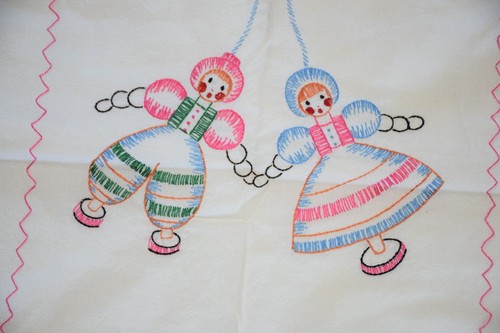 Coperta copriletto culla vintage ricamata a mano giocattoli fiori leggera - Foto 1 di 10
