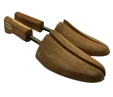 ROCHESTER SHOE TREE, CO Vintage Wooden Shoe Keepers Jarman Pair EUC Adjustable