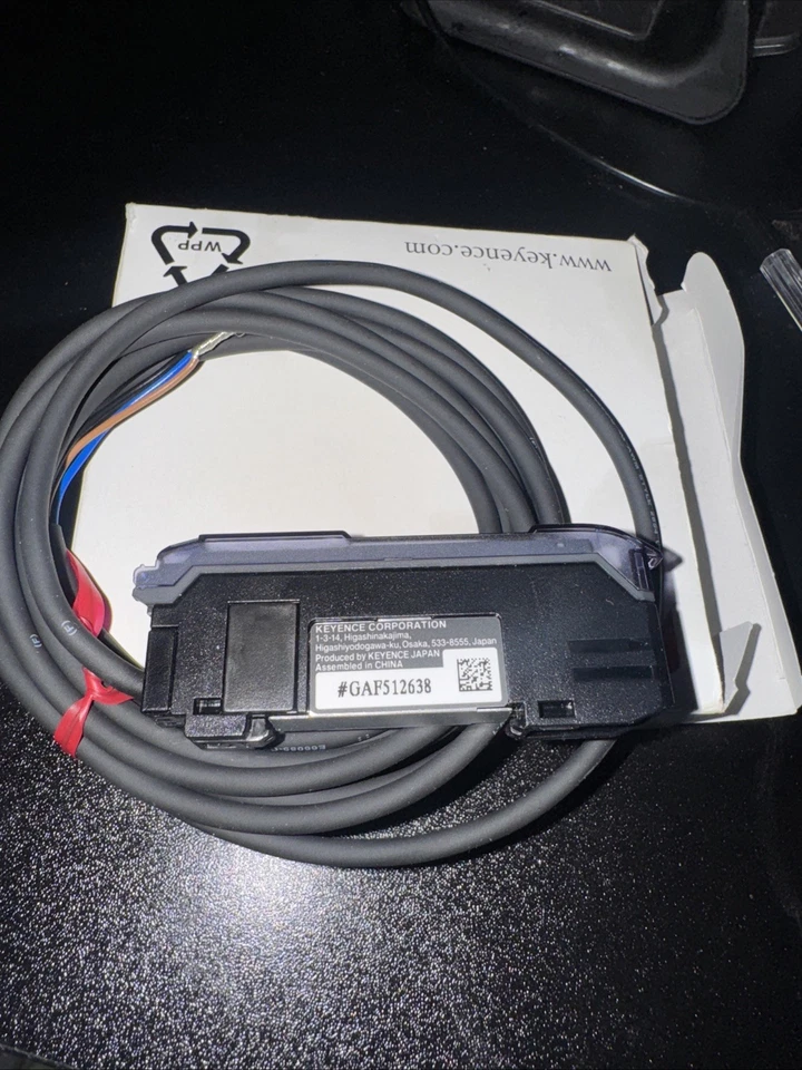 Keyence FS-V31P Amplifier, Takes 2 Fibre Optic Cables, Various Uses.. 24Vdc Inp - Image 3 of 4