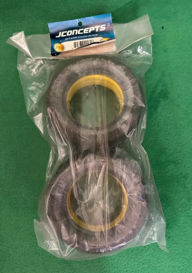 Jconcepts Double Dee's 1/8th R/C Truck Tires No. 3011-01 SET OF 4 TIRES. - Image 3 of 4