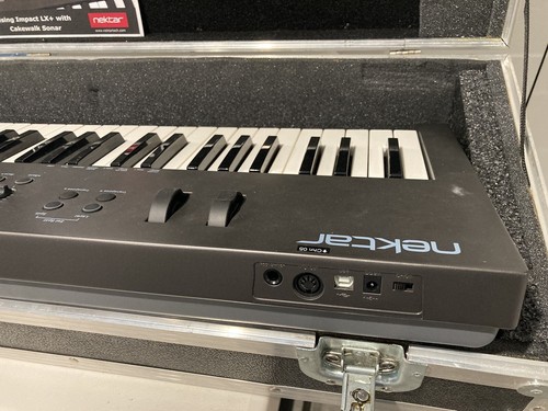 Nektar Impact LX88+ 88-key Keyboard w/Travel Case - Picture 6 of 11