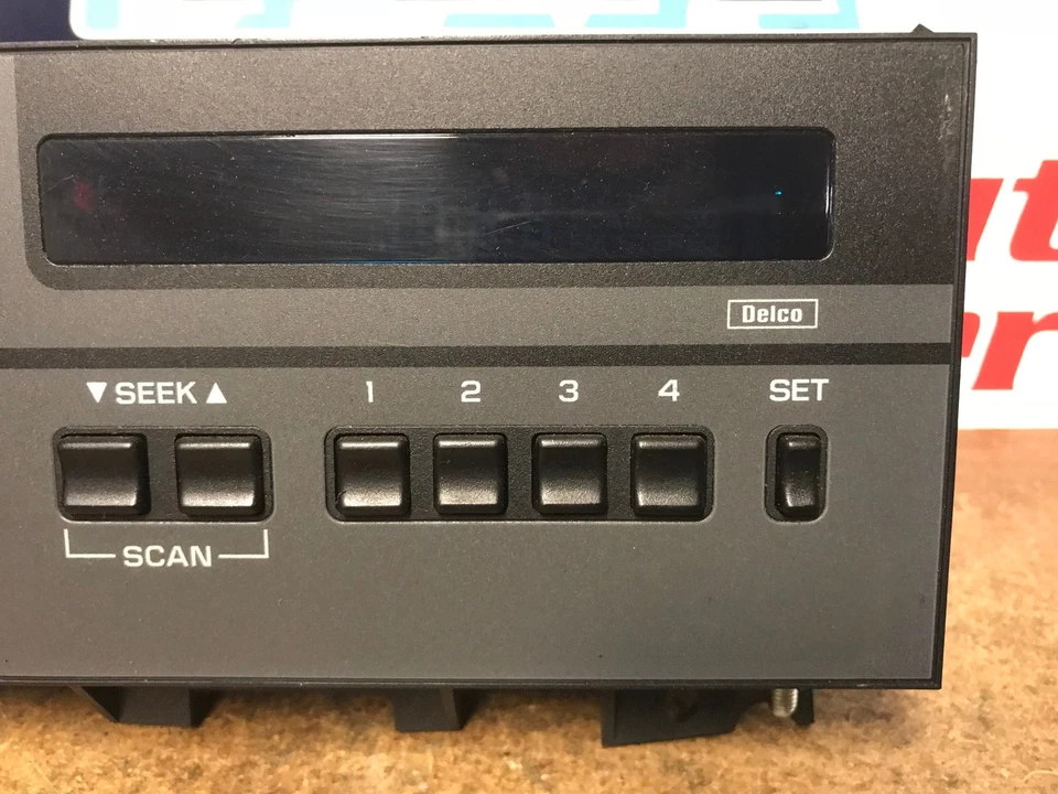 Chevrolet Corsica 1995 radio #6011 Foto 3 de 4