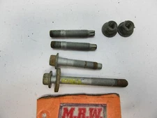 BOLT BOLTS MOTOR ENGINE MOUNT REAR BACK TRANSMISSION AUTO AUTOMATIC 2WD 4X2