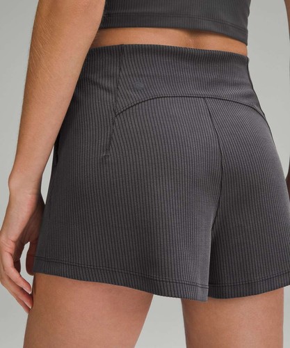 Lululemon Ribbed Softstreme High-Rise Short 2" Black - Women's Size 8 NWT