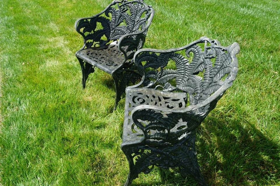 Sillas de jardín o patio Jordan marrón: helecho de aluminio fundido verde estilo victoriano  Foto 2 de 4