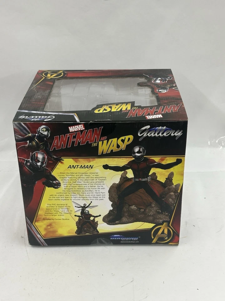 Galeria Diamond Select- Marvel Ant-Man PVC Diorama From Ant-Man & The Wasp - Imagem 4 de 4