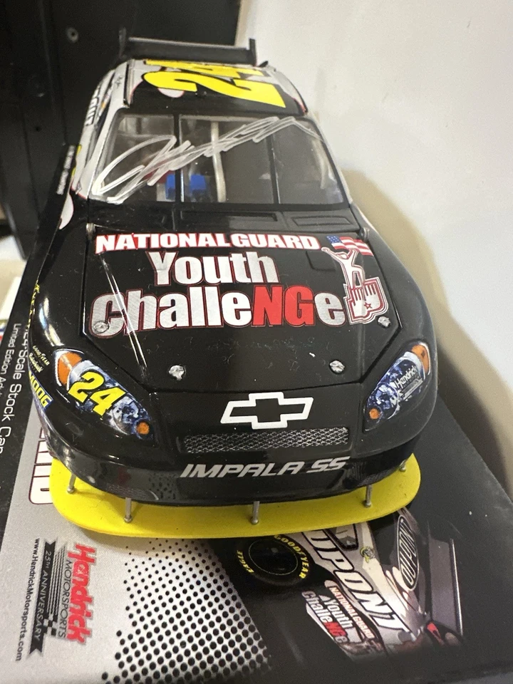 2009 Jeff Gordon #24 National Guard Youth Challenge 1/24 Impala SS Signed - Plus - Image 4 of 4