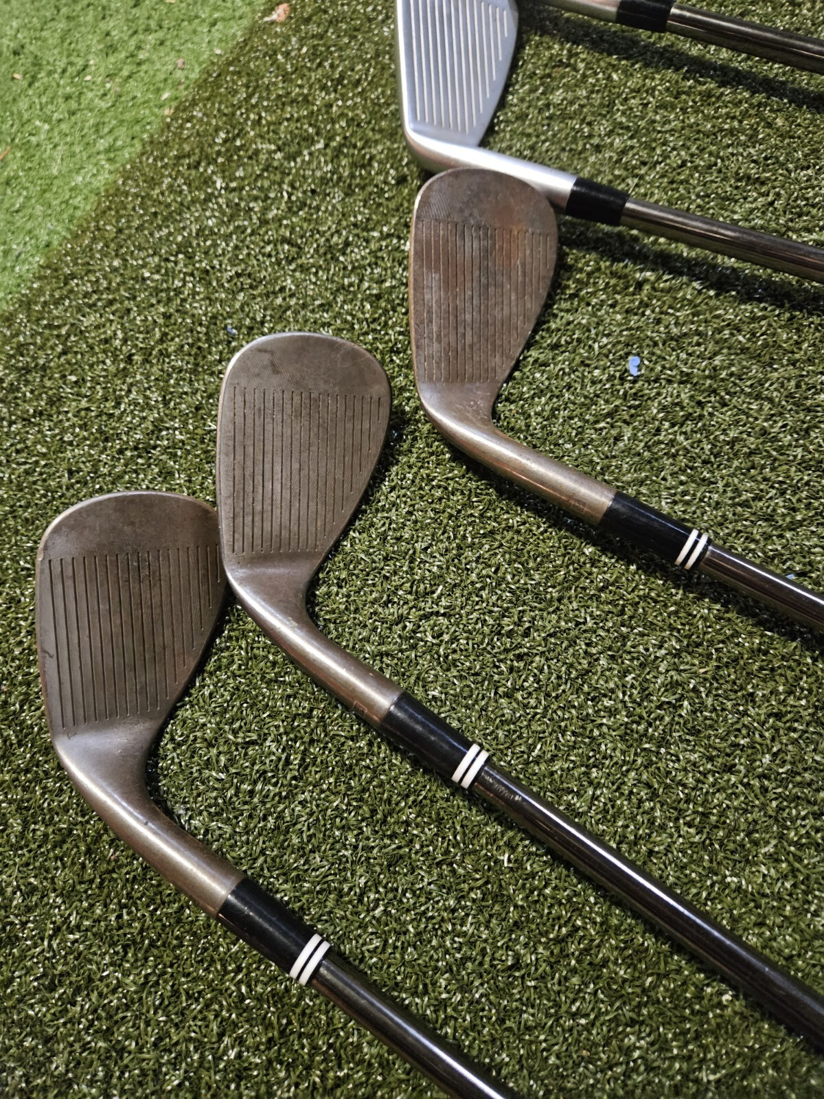 Mizuno jpx 900 iron set with wedges! (919, 921, 923, EZ, 225 pro