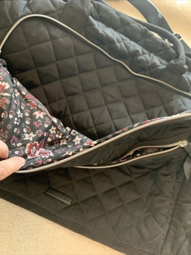 Vera Bradley ICONIC Grand Weekender Reisetasche in Performance Twill Schwarz - Bild 4 von 7
