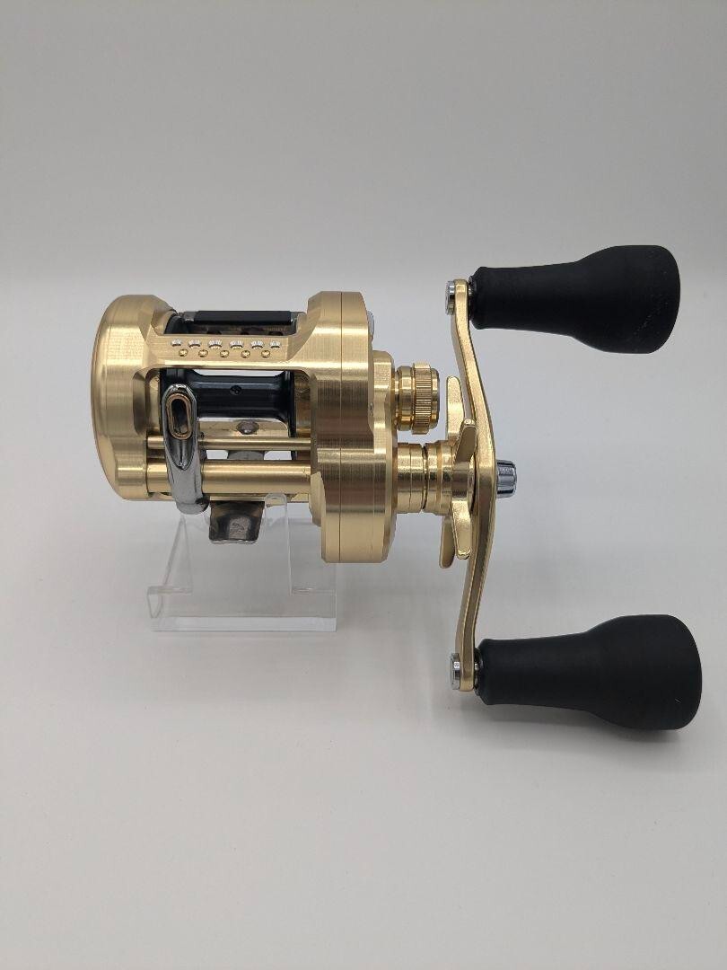 リール SHIMANO CALCUTTA CONQUEST MD 401XGLH Shimano 23 Calcutta Conquest MD 401XGLH Left New in Box from Japan