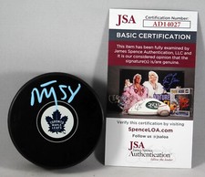 MICHAEL BUNTING SIGNED TORONTO MAPLE LEAFS Puck NHL STAR AUTOGRAPHED +JSA COA