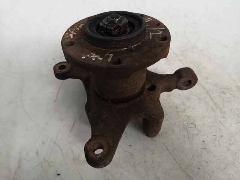 オーダー front left wheel hub for MERCEDES-BENZ SPRINTER 02.00 - COMBI 211