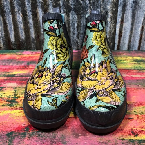 Target Rain Boots Womens 7 Blue Yellow 
