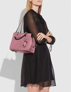 coach rogue pink