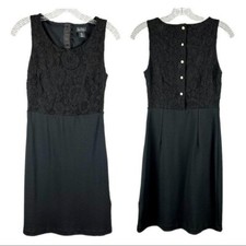 Nicole Miller Womens Black Lace Cocktail Dress Sleeveless Pearl Button size 0