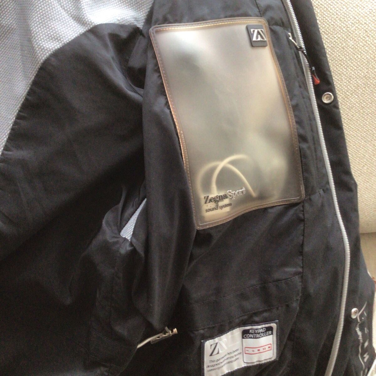 Men'Zegna Sport Stereo System Pockets Black Hooded Full Zip Men'Zegna Sport Stereo System Pockets Black Hooded Full Zip