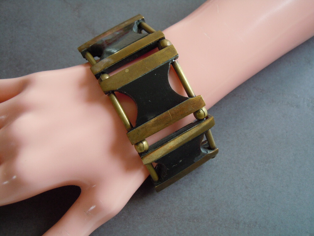 Antiguo Ancha Pulsera de Latón Y ? Estirable Goma Elástica 53,8 G / Ca.ø 6 CM