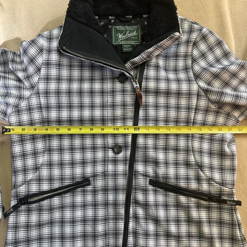 WOOLRICH Coat- Women's Black & White Plaid Asymmetrical Zip Jacket - Size Large - Picture 6 of 12