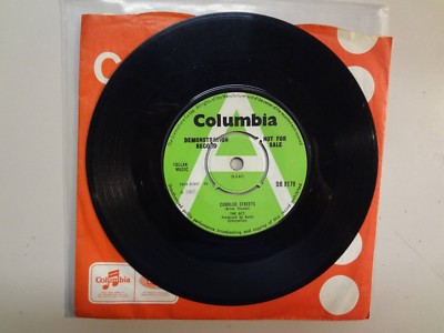 ACT: Cobbled Streets-One Heart-U.K. 7'' 1967 Columbia E.M.I. Records DB 8179 Demo