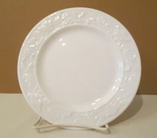 LENOX DAMASSE BREAD & BUTTER PLATE - 6 1/2"  0804J