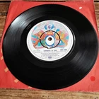 Queen 7" Vinyl “ Somebody To Love" EMI 1976 1st press A-1 B-1, EX+/VG