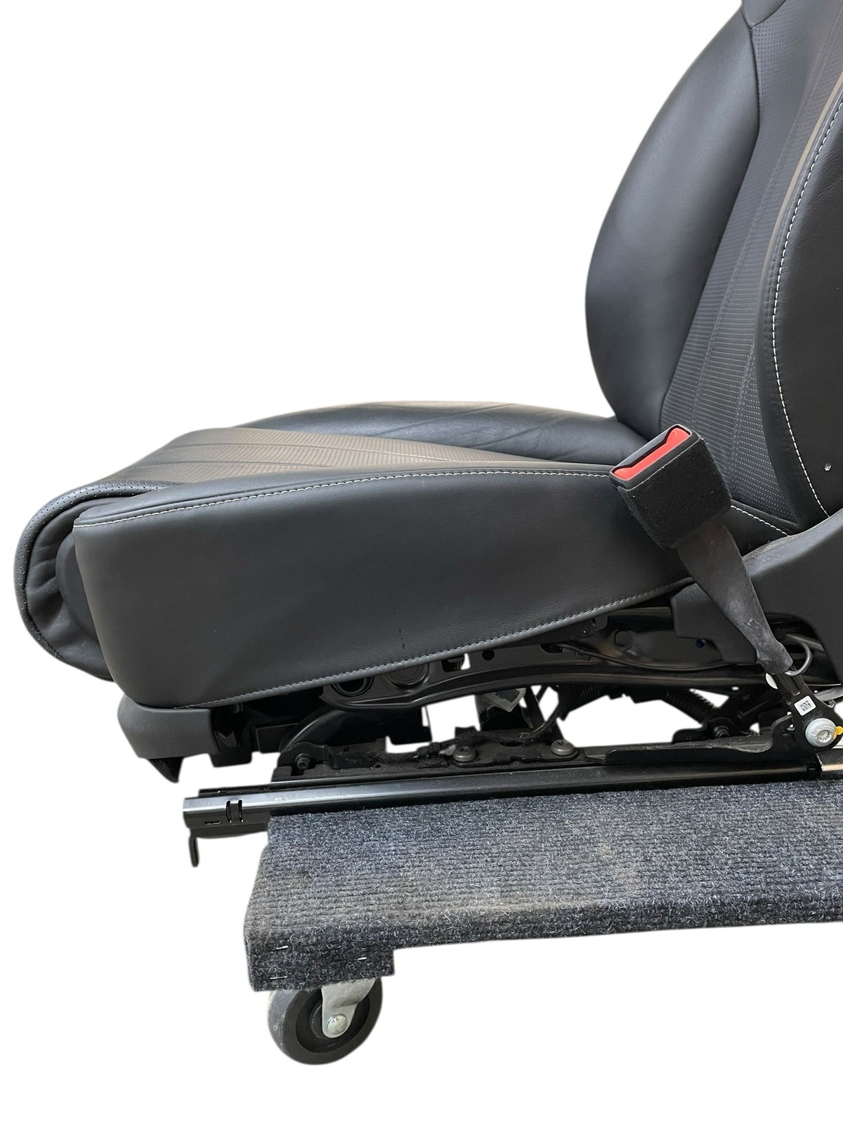2015-2020 BENTLEY BENTAYGA Front Right Seat Assembly Complete Beluga (BB) Black