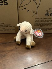 Ty Beanie Babies: Ewey The Lamb - New - With Tag Protector