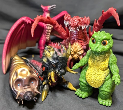 Godzilla Figures, Godzilla Heisei VS Series (Bandai) 5-piece set