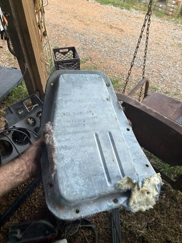 87 - 96 FORD F150 F250 F350 CAB FLOOR COVER PLATE AUTO TRANSMISSION OEM - Picture 4 of 5