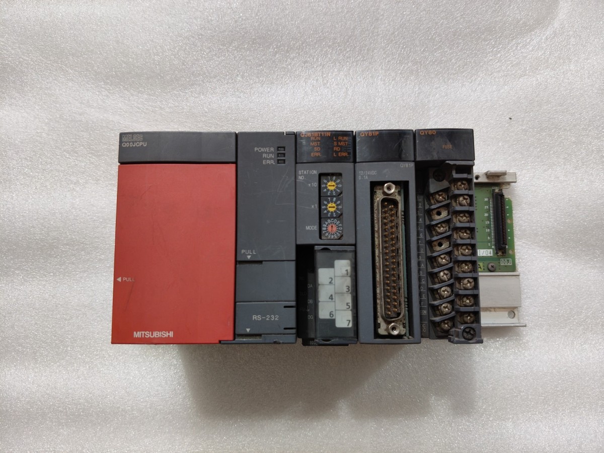 MITSUBISHI PLC SET Q00JCPU,QJ61BT11N,QY8P,QY80,BASE UNIT TESTED OK 