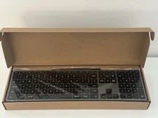 Satechi Slim MX3 Bluetooth Backlit Keyboard and Mouse Combo NEW