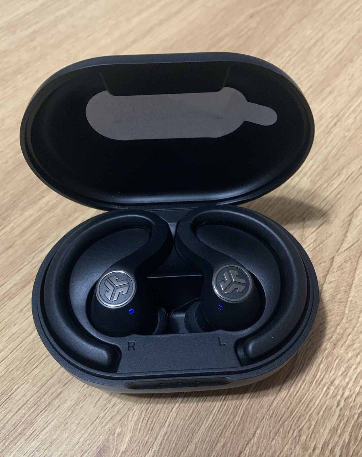 JLab JBuds Air True Wireless Signature Bluetooth Earbuds + Charging Case READ