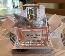 Dior Miss Dior Eau de Parfum Vaporisateur Spr...