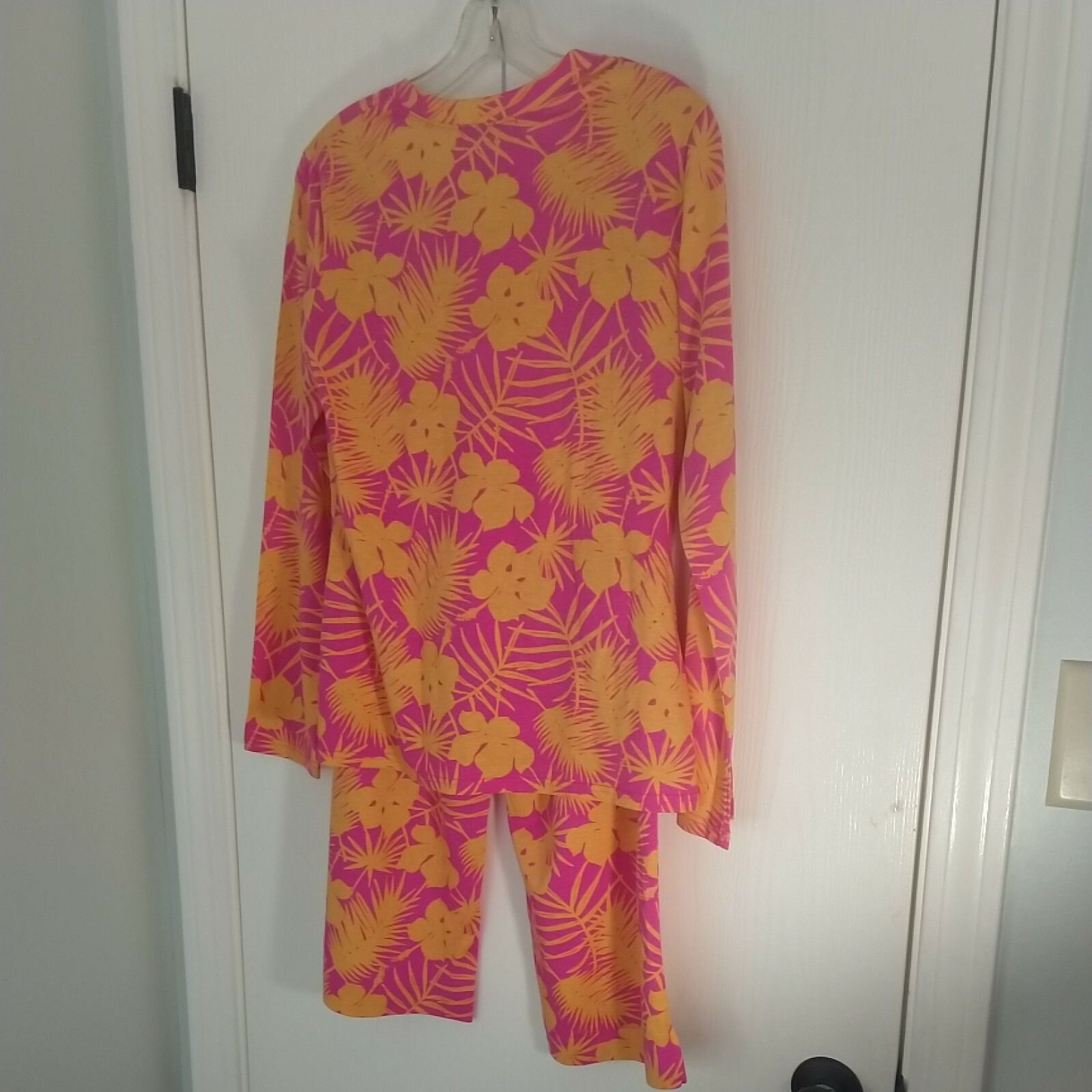 Picture 2 of 10