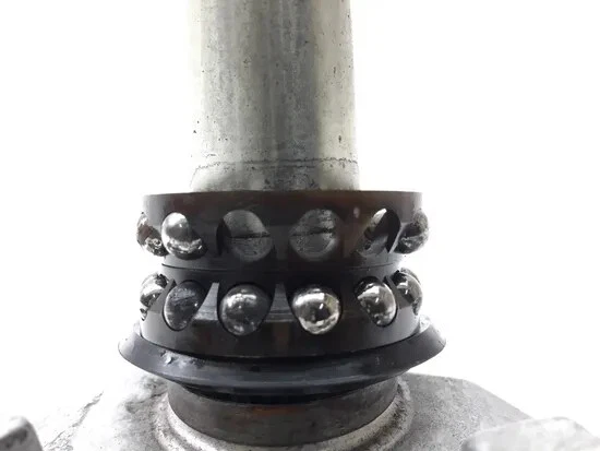 Abrazadera de horquilla inferior triple árbol inferior eje 2003 Yamaha YZF R1 2420A x Foto 3 de 4