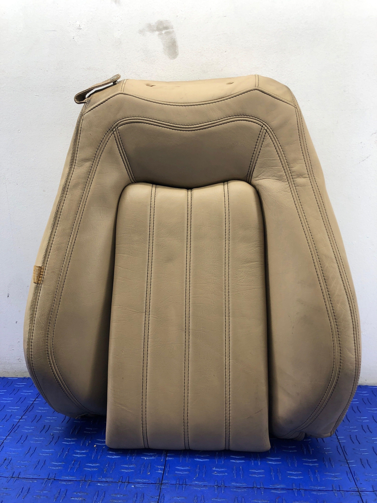2008-2019 MASERATI GRANTURISMO FRONT RIGHT UPPER SEAT CUSHION BEIGE LEATHER OEM