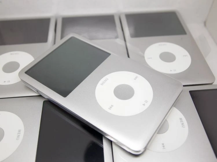 Apple iPod Classic 7.Generation 160GB 7G Silber (Aktuellstes Modell) Garantie - Bild 3 von 4