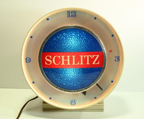 Vintage 1961 Schlitz Brewery Beer Milwaukee Electric Motion Spinner Clock Works