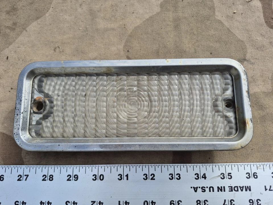 Левый парковочный фонарь со стороны водителя для пикапа Chevrolet C10 под правую руку 1969-1970 годов выпуска - Изображение 4 из 4
