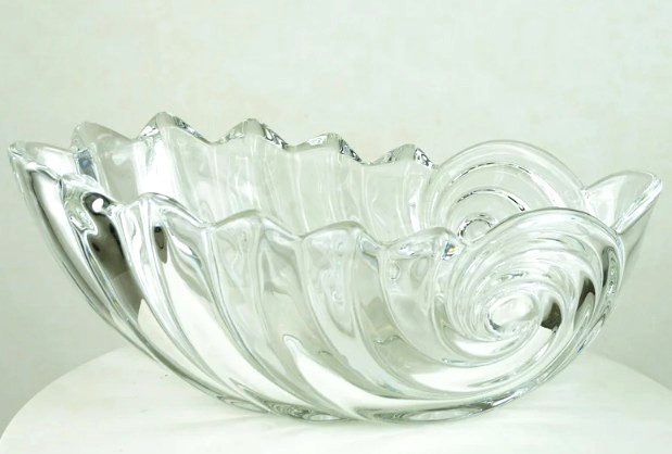 Vtg MIKASA Clearwater Nautilus Shell 14” Handblown Crystal Bowl made in GERMANY