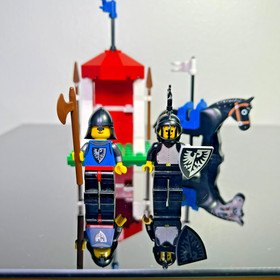 LEGO 6035: Castle Guard - Black Falcons [1987] 100% Complete + Instructions