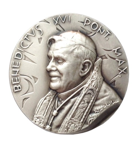 MEDAGLIONE PAP FRANCESCO / PAPA BENEDETTO XVI* - REALIZZATO IN ALTO RILIEVO - Imagen 2 de 2