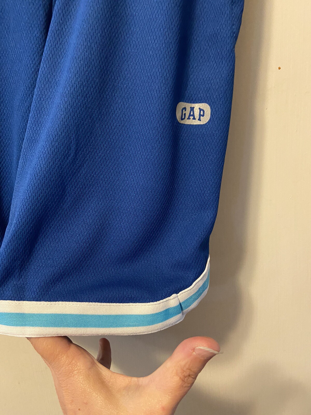 Picture 2 of 4